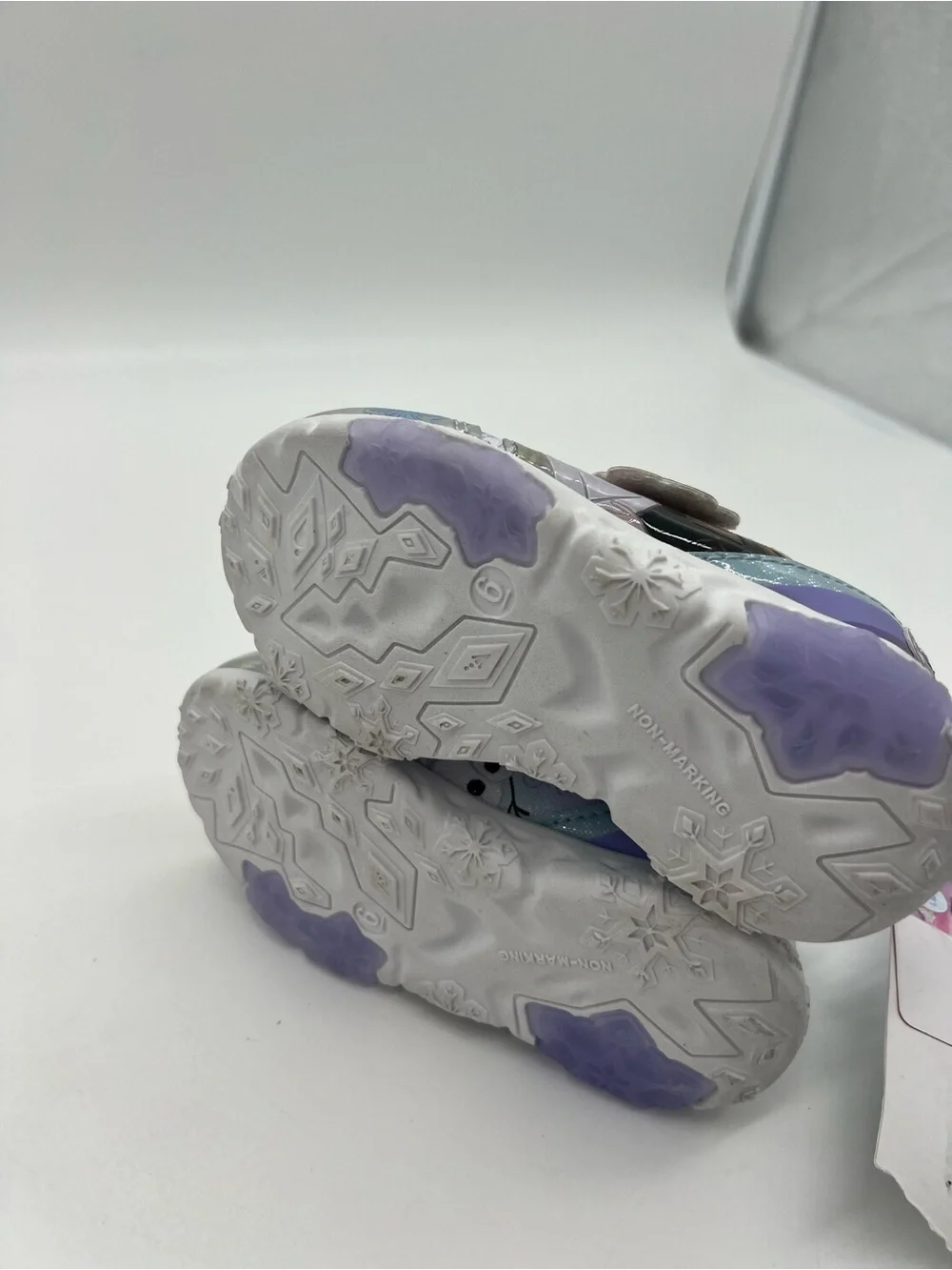 Disney Frozen Anna Elsa Blue Slip on Hook & Loop Sneakers Sz 6